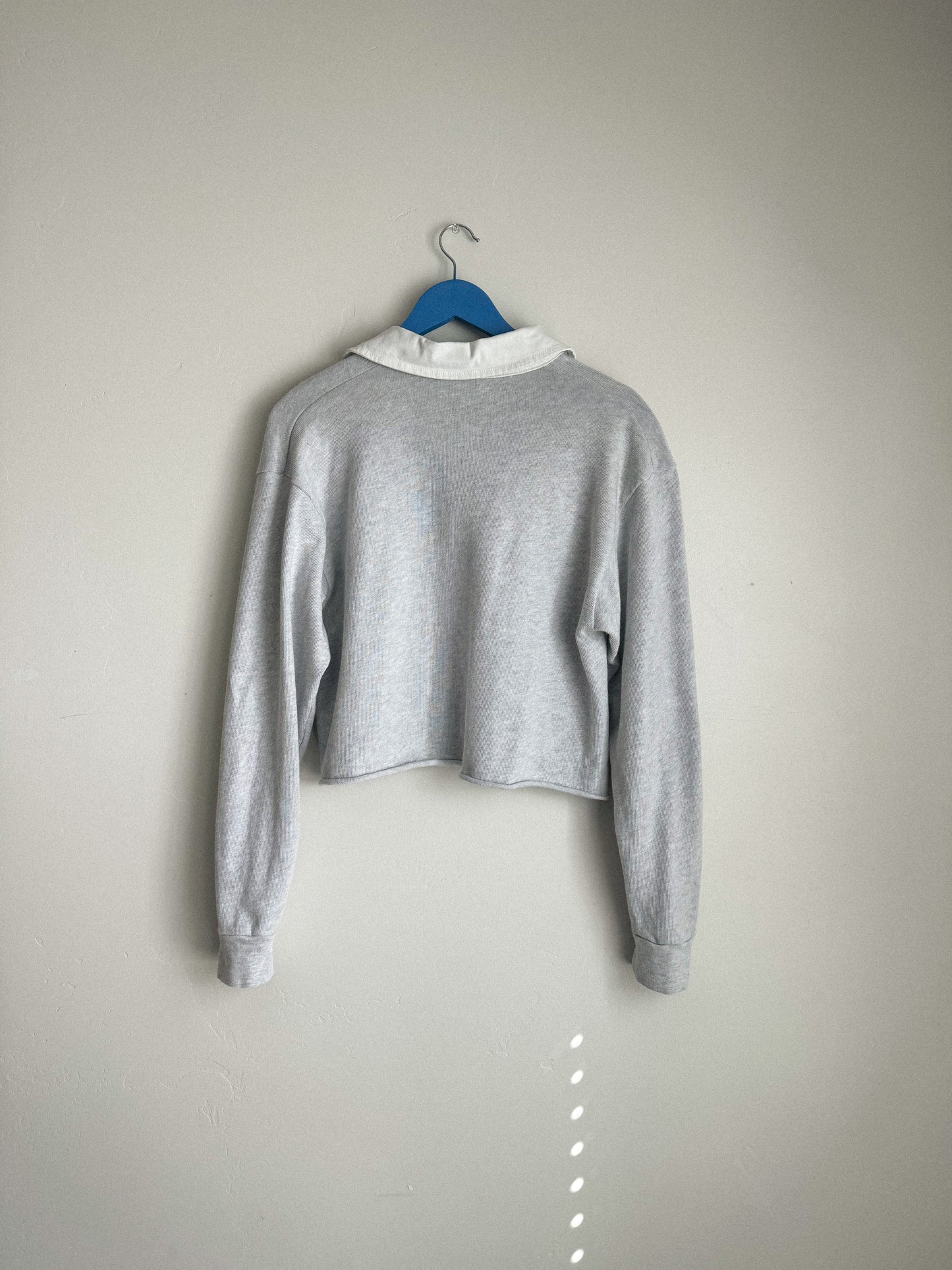 Brandy Melville Cropped Sweatshirt