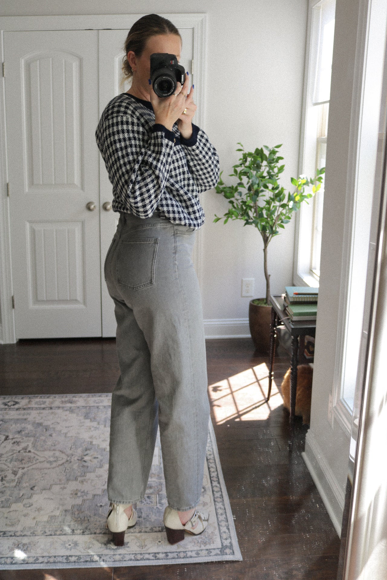 COS Tapered Leg High-Waist Ankle Jeans (27/28)