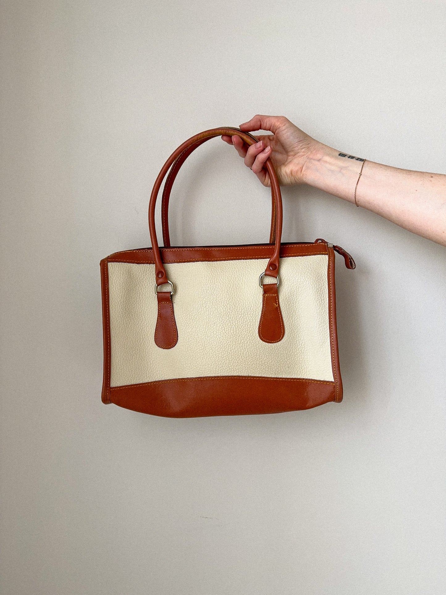 Coldwater Canyon Vintage Shoulder Bag