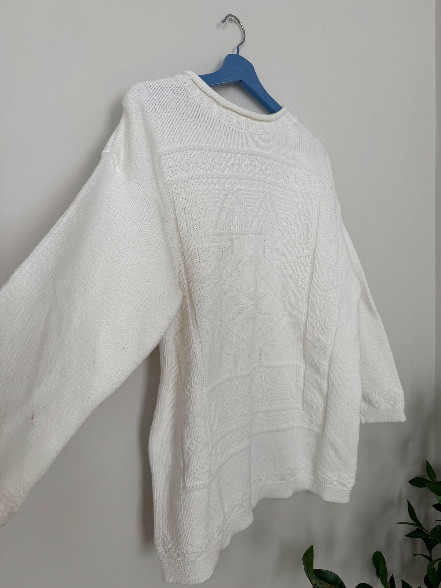 Vintage White Snowflake Knit Sweater