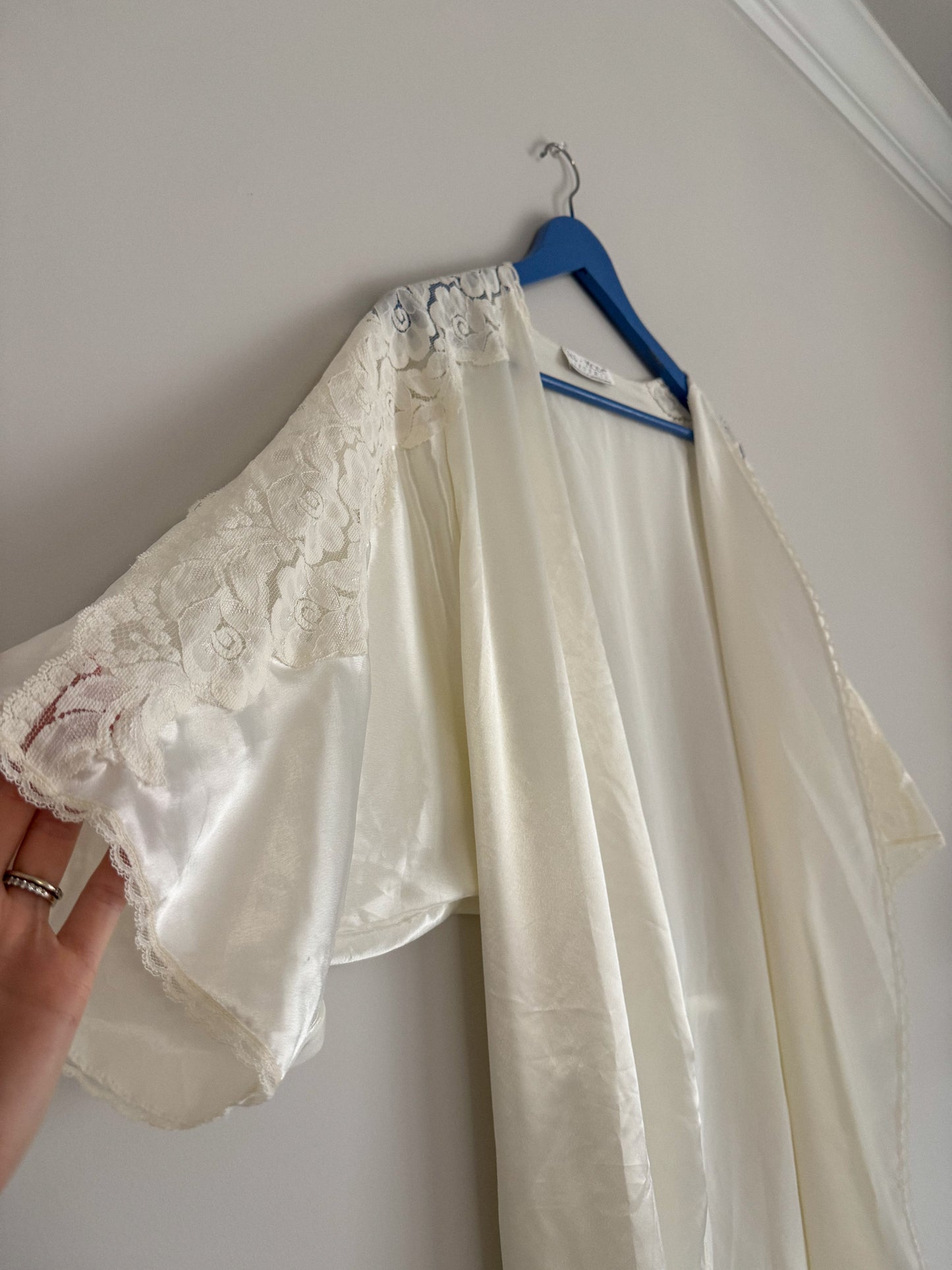 Late 1980's/ Early 1990's Ivory Satin Lace Robe
