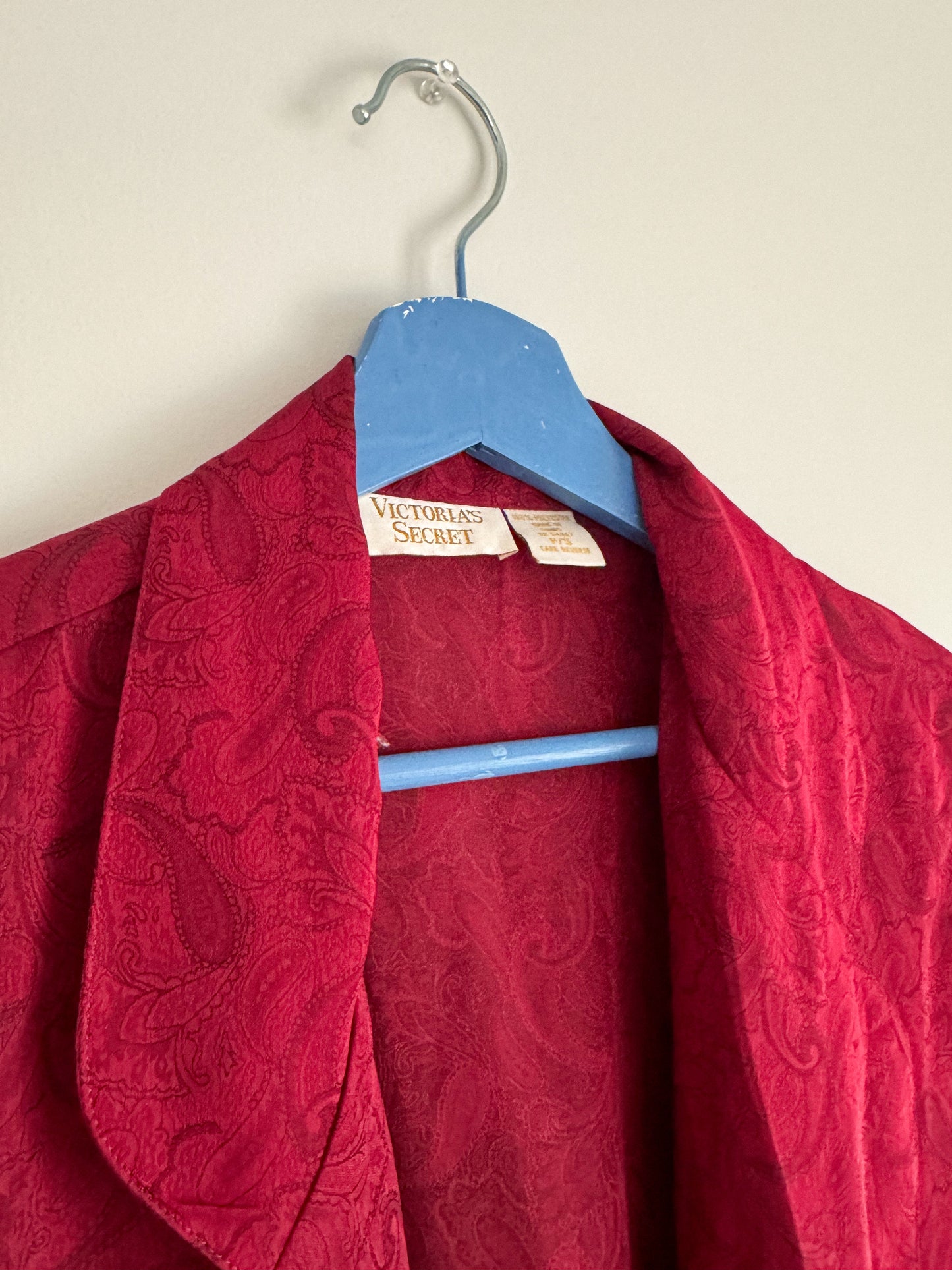 Late 1980's / Early 1990's Victoria's Secret Red Paisley Robe